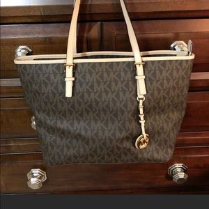 Michael Kors Tote